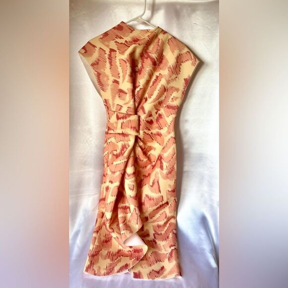 Stylish Peach and Cream Patterned Dress by ASOS NWOT Size 6 - Picture 1 of 9